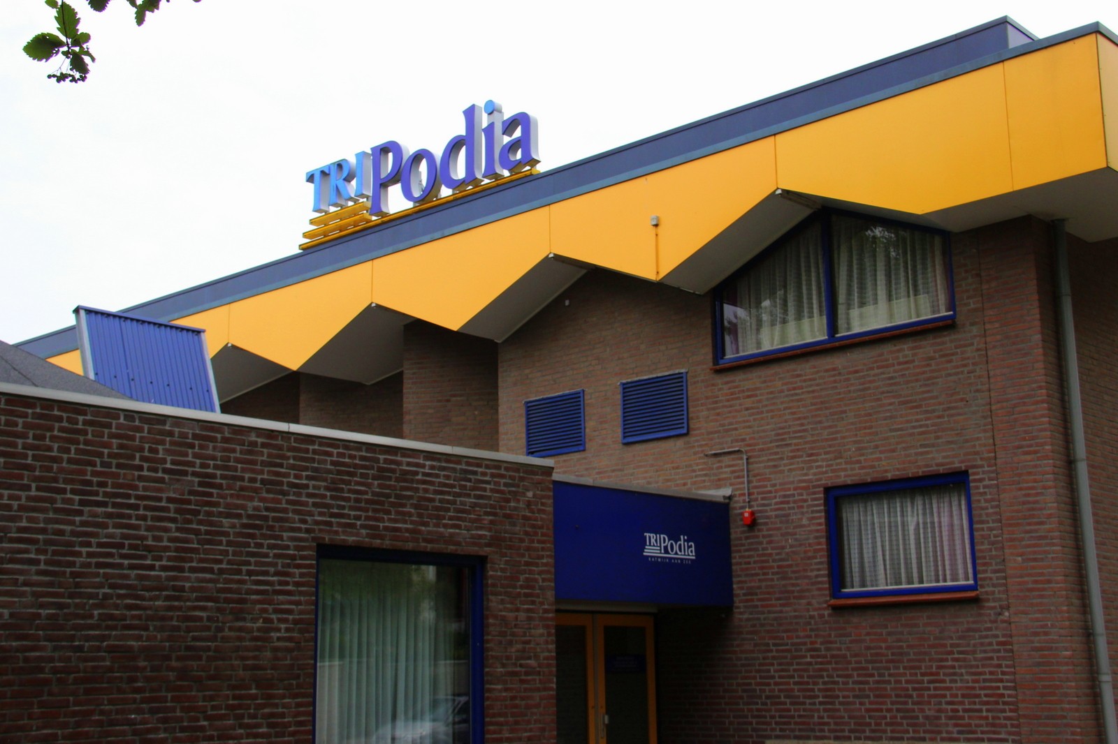 Mw. C. Elbers is conservator van Landgoed Keukenhof in Lisse bezoekt ochtendbijeenkomst NVKO