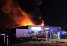 Grote brand naast Valkenburgse brandweerkazerne (met video)