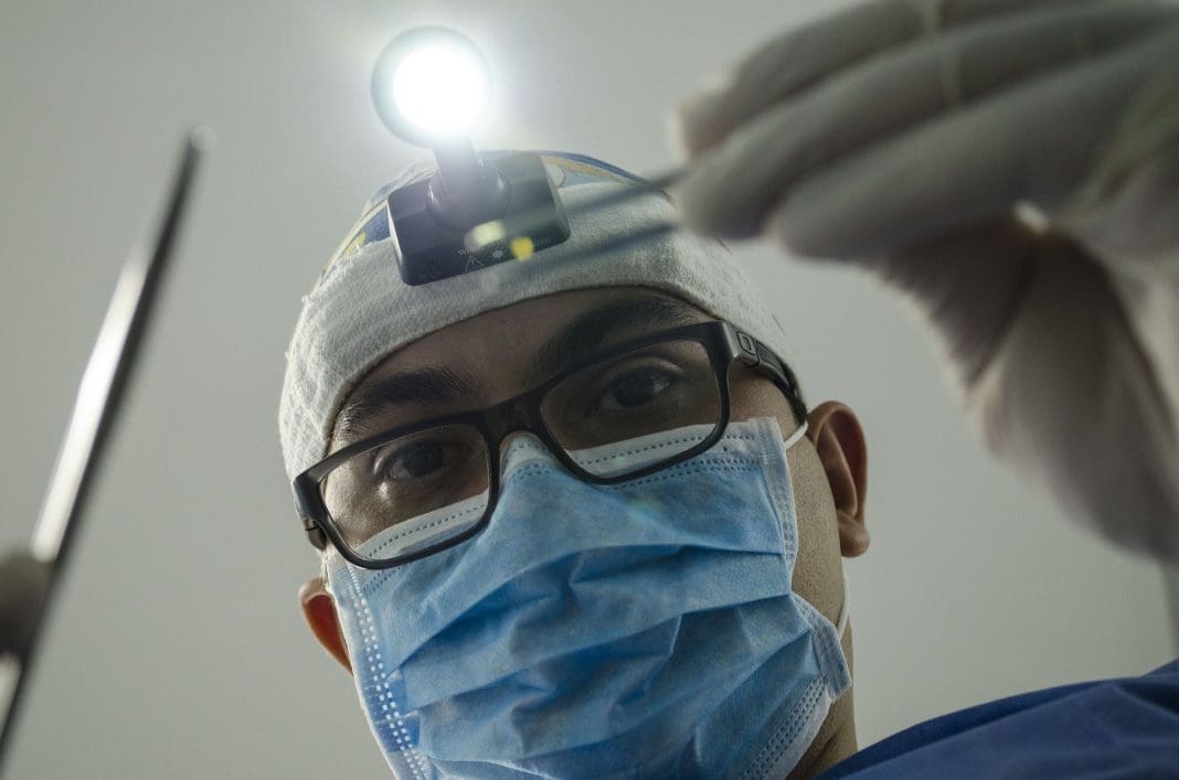 dentist-4373290_1920