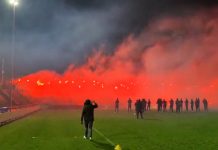 Quick Boys-fans steunen club bij training om 5.00 uur
