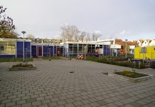Wijkgebouw De Wiek tegen de vlakte