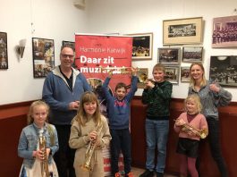 Nieuwe trompetten voor Harmonie Katwijk