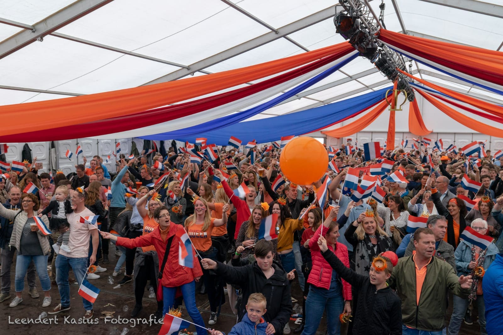 Bomvol programma tijdens Huis van Oranje - RTV Katwijk