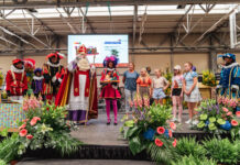 VIDEO – Sinterklaas opent Flower Parade 2022