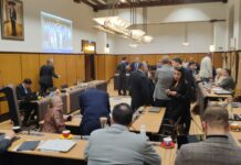 Lees terug: Begroting 2023 gewijzigd aangenomen