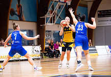 Sportiff Grasshoppers Dames 1 wint thuis van Jolly Jumpers