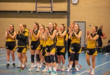 Grasshoppers Dames 1 naar finale play-offs