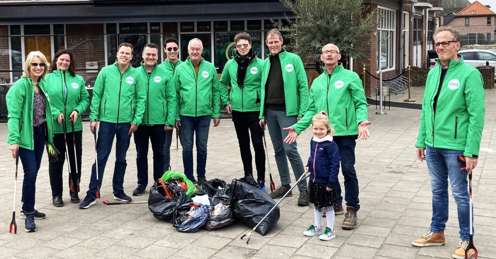 Fractie CDA Katwijk maakt schoon in Rijnsburg