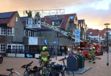 Kerstversiering los door harde wind