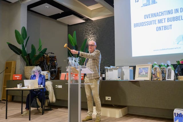 foto kerkenveiling 1 (foto Maarten van Rijn)