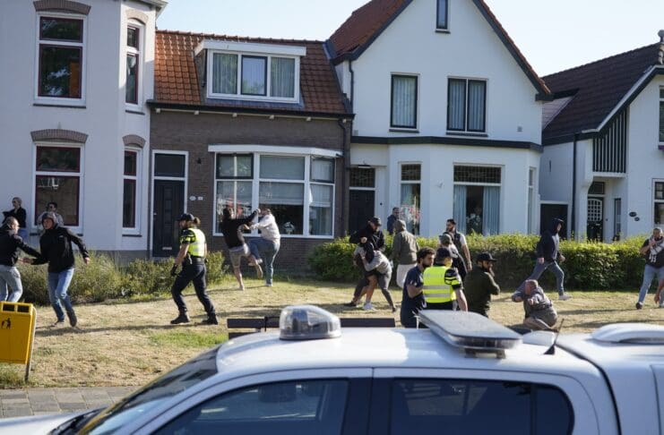 DURF wil spoeddebat over haatprediker