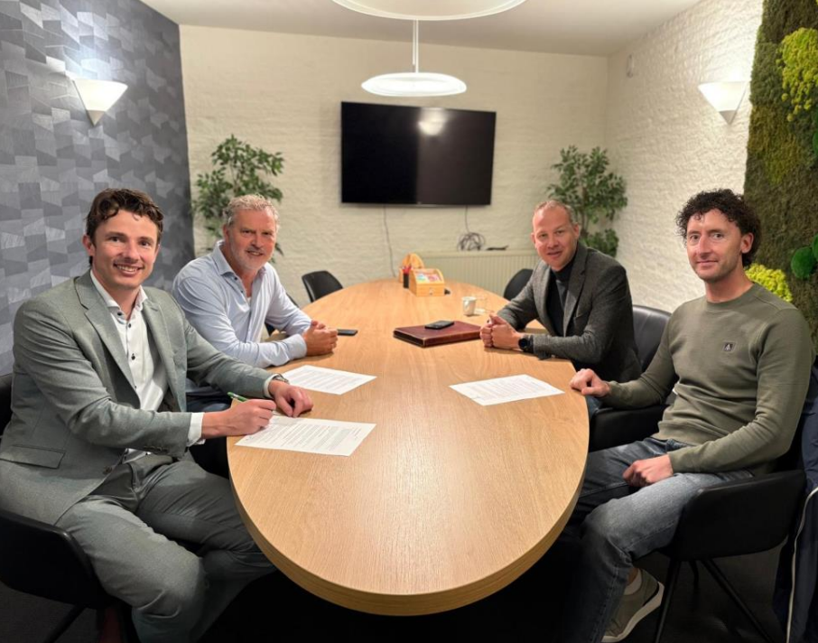 Nieuwe sponsor voor RVV: Ancora verbindt zich voor drie jaar aan de club