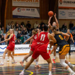 GBI van Dijk Grasshoppers wint van mede koploper Jolly Jumpers