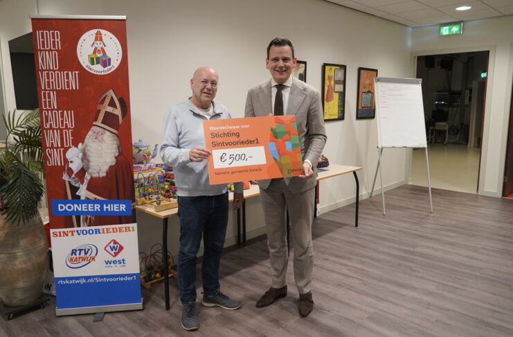 Donatie van gemeentebestuur voor Sintvoorieder1