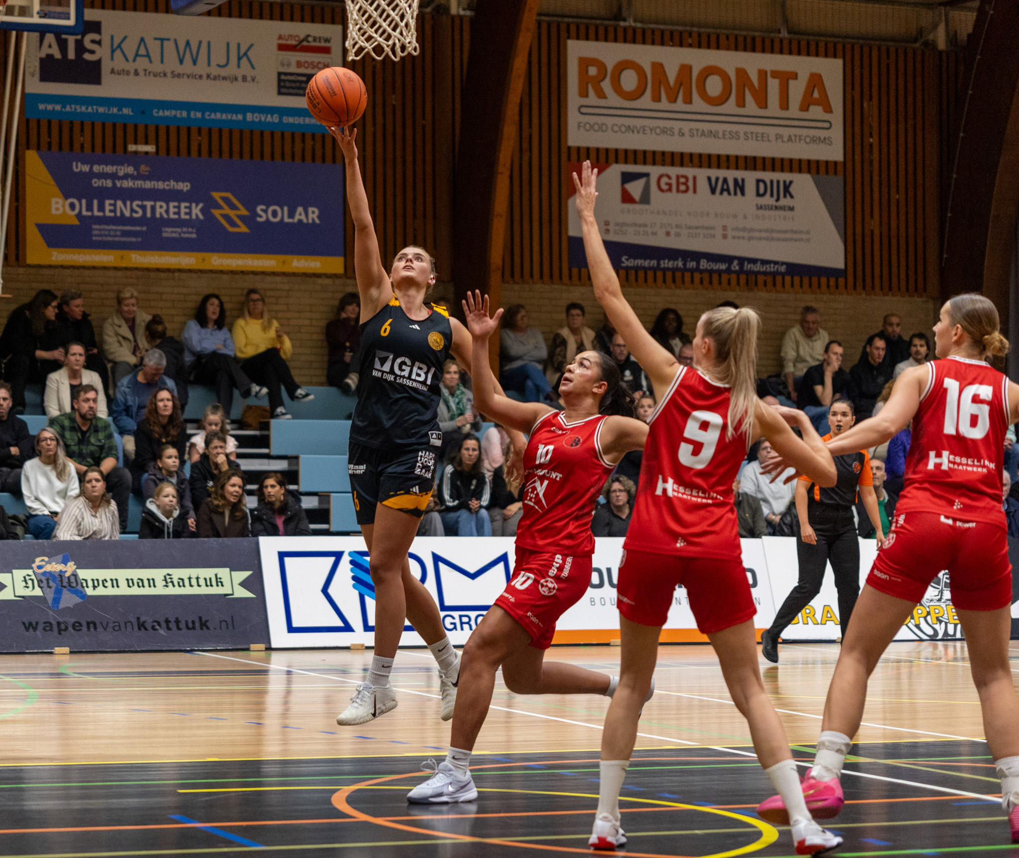 GBI van Dijk Grasshoppers wint 1/2 finale Final Four