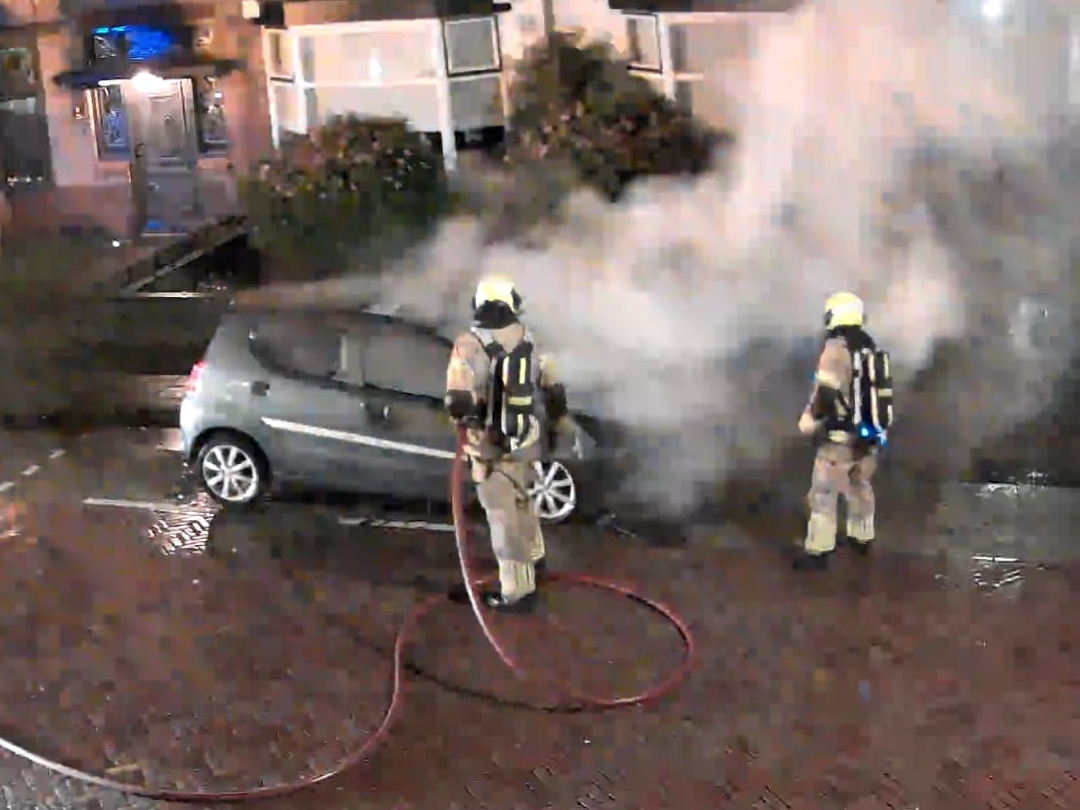 Auto uitgebrand in Rijnsburg