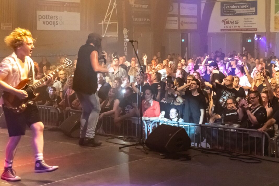 020326haringrock