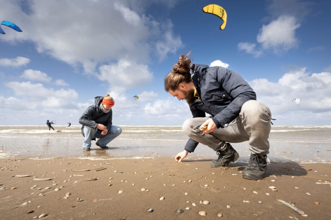 030326KatwijkSchelpenteldag Taco van der Eb