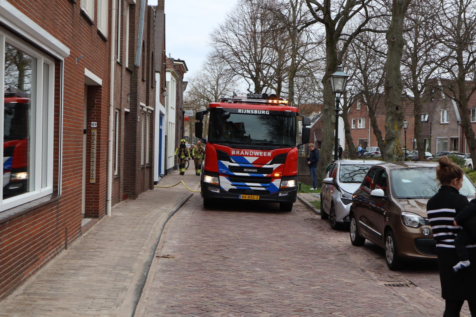 Brandweer snel klaar na smeulbrandje in woning Rijnsburg