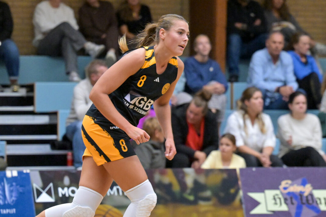 2025-10-01 GBI van Dijk Grasshoppers VSE 1 v BC Triple Treat VSE 1 - Women's Basketball League WBL