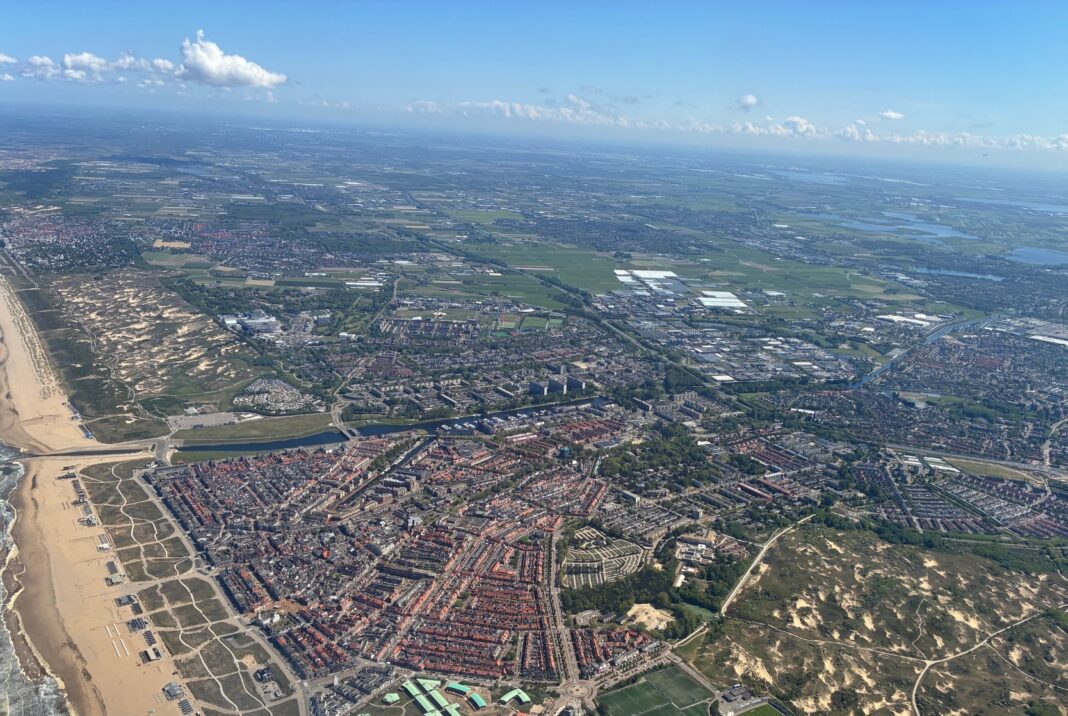 051326katwijkluchtfoto