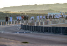 Eerste lopers Kattukse Tien van start