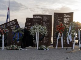 Omgekomen zeelieden herdacht in Katwijk aan Zee