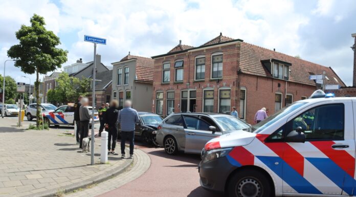 Kop-staart botsing in Rijnsburg