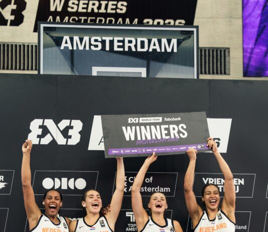 Ilse Kuijt wint met 3×3 basketbalteam toernooi in Amsterdam