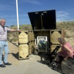 Gemeente Katwijk start pilot met beveiligde rolstoelstalling op het strand