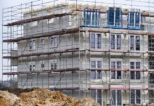 Wethouders kustgemeenten vragen ruimte om in buitengebied te mogen bouwen