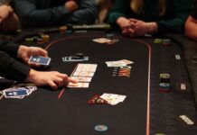Vijf pokerspelers naar landelijke finale