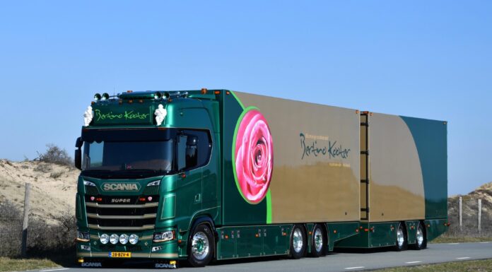 Katwijker maakt kans op titel Mooiste Truck van Nederland
