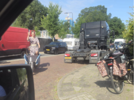 Zorgen om verkeersveiligheid Witte Hek op marktdagen