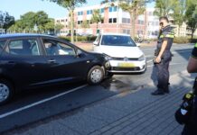Frontale botsing op Hoorneslaan