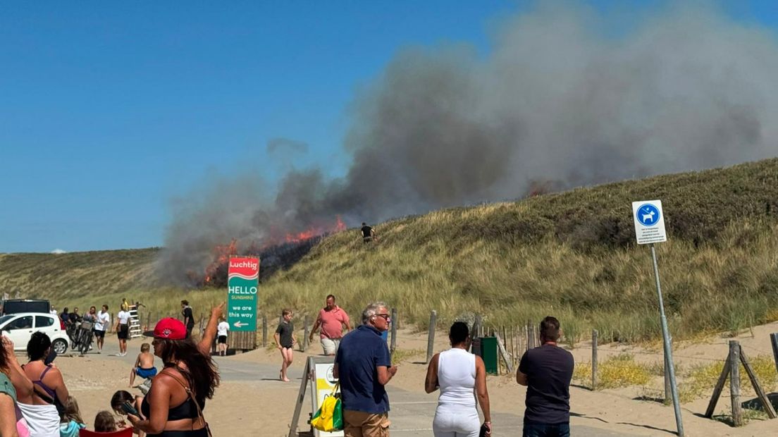 Duinbrand in Wassenaar, NL-Alert verstuurd in Katwijk vanwege rook