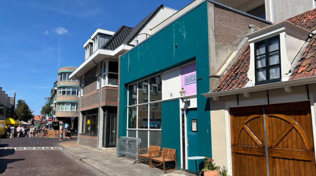 081326 het kantoor