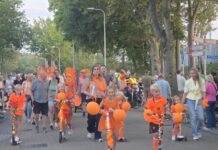 Best versierde voertuigen en straat in de prijzen