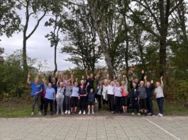 55-plussers helpen beweegrecord verbreken