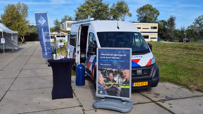 100126 mobiel politiebureau