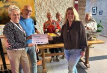 Zonnebloem verrast cheque van 4.184 euro